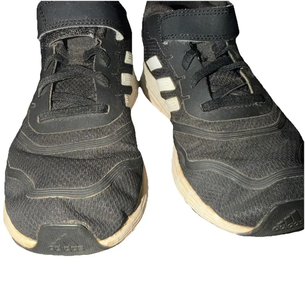 RUNFALCON 5 SHOES KIDS Size 2 Adidas Kids Shoes (SRS)